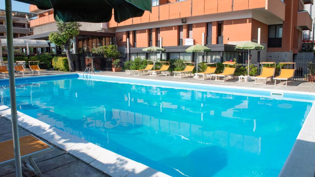 Park Hotel Rimini Exterior photo