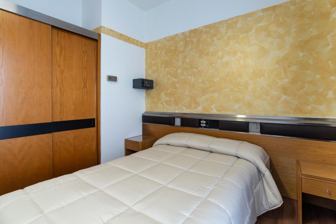 Park Hotel Rimini Exterior photo